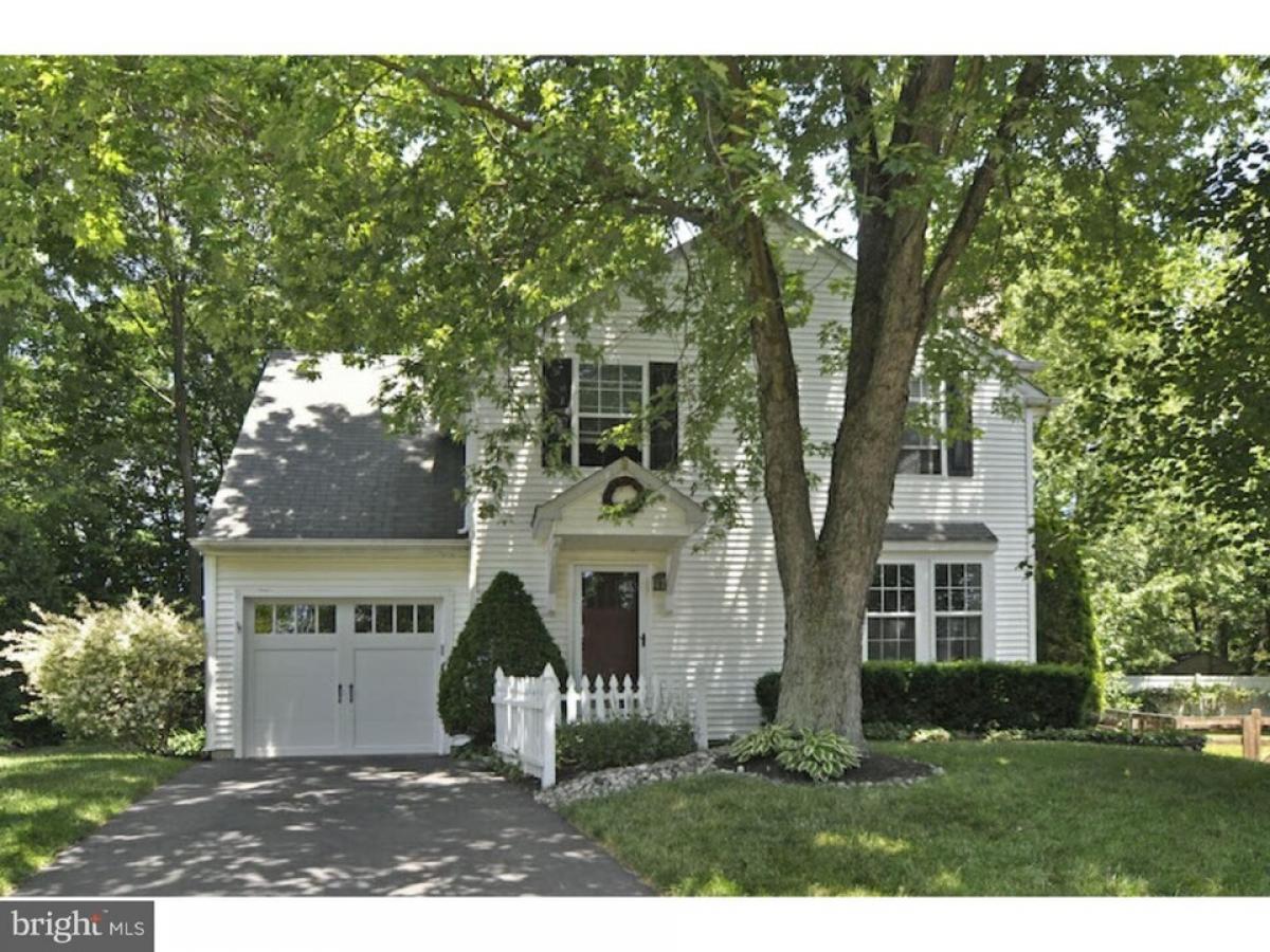 Picture of Home For Sale in Doylestown, Pennsylvania, United States