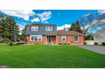 Home For Sale in Warminster, Pennsylvania