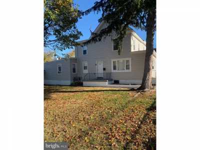 Home For Sale in Paulsboro, New Jersey