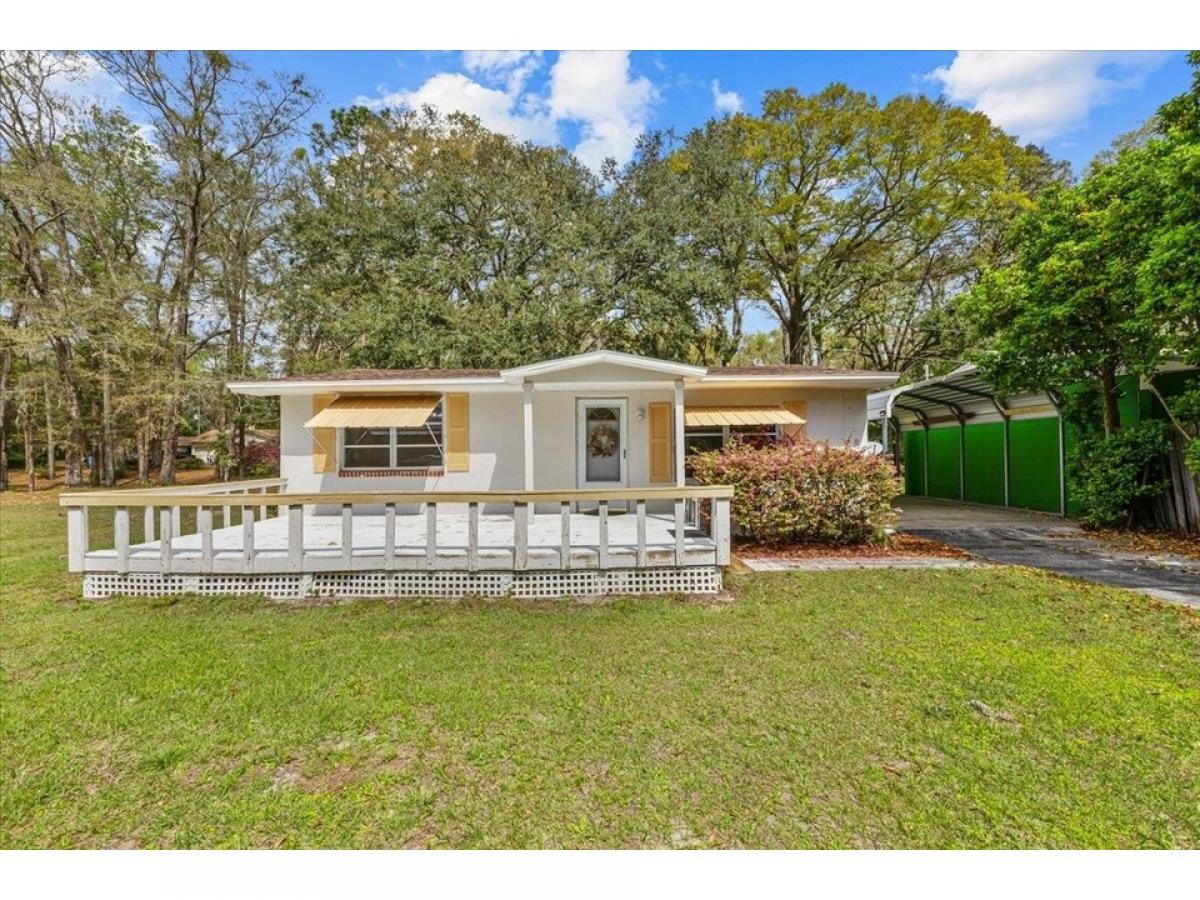 Picture of Home For Sale in Chiefland, Florida, United States
