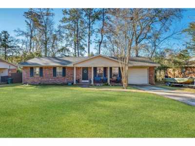 Home For Sale in Tallahassee, Florida