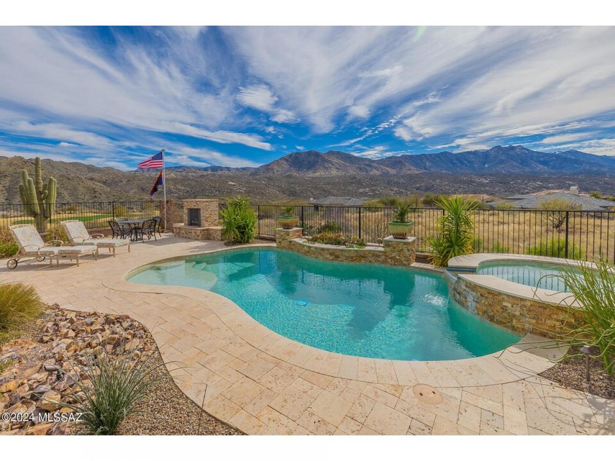 Picture of Home For Sale in Saddlebrooke, Arizona, United States