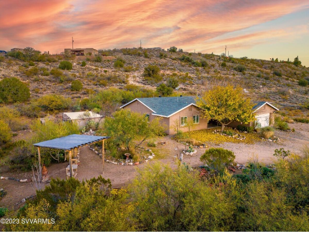 Picture of Home For Sale in Rimrock, Arizona, United States