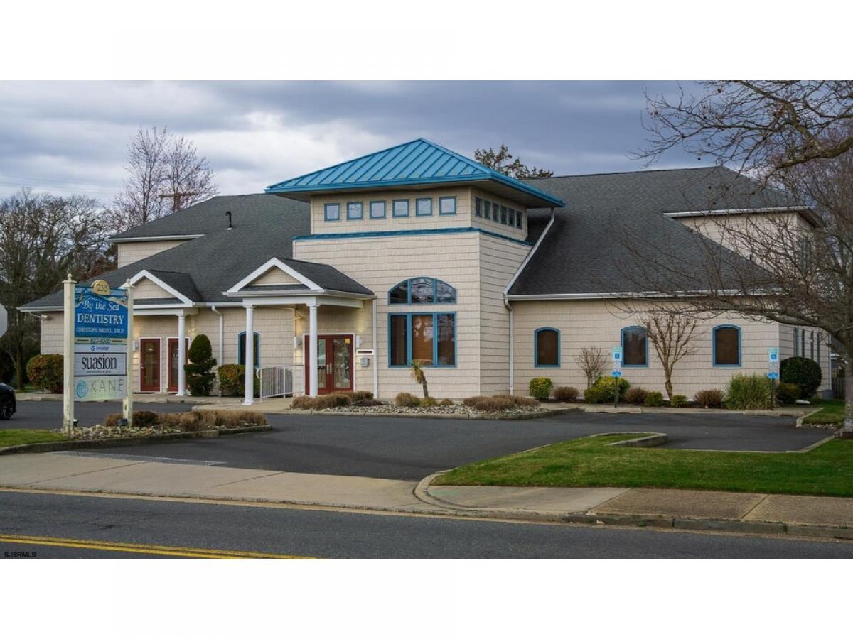 Picture of Commercial Building For Sale in Somers Point, New Jersey, United States