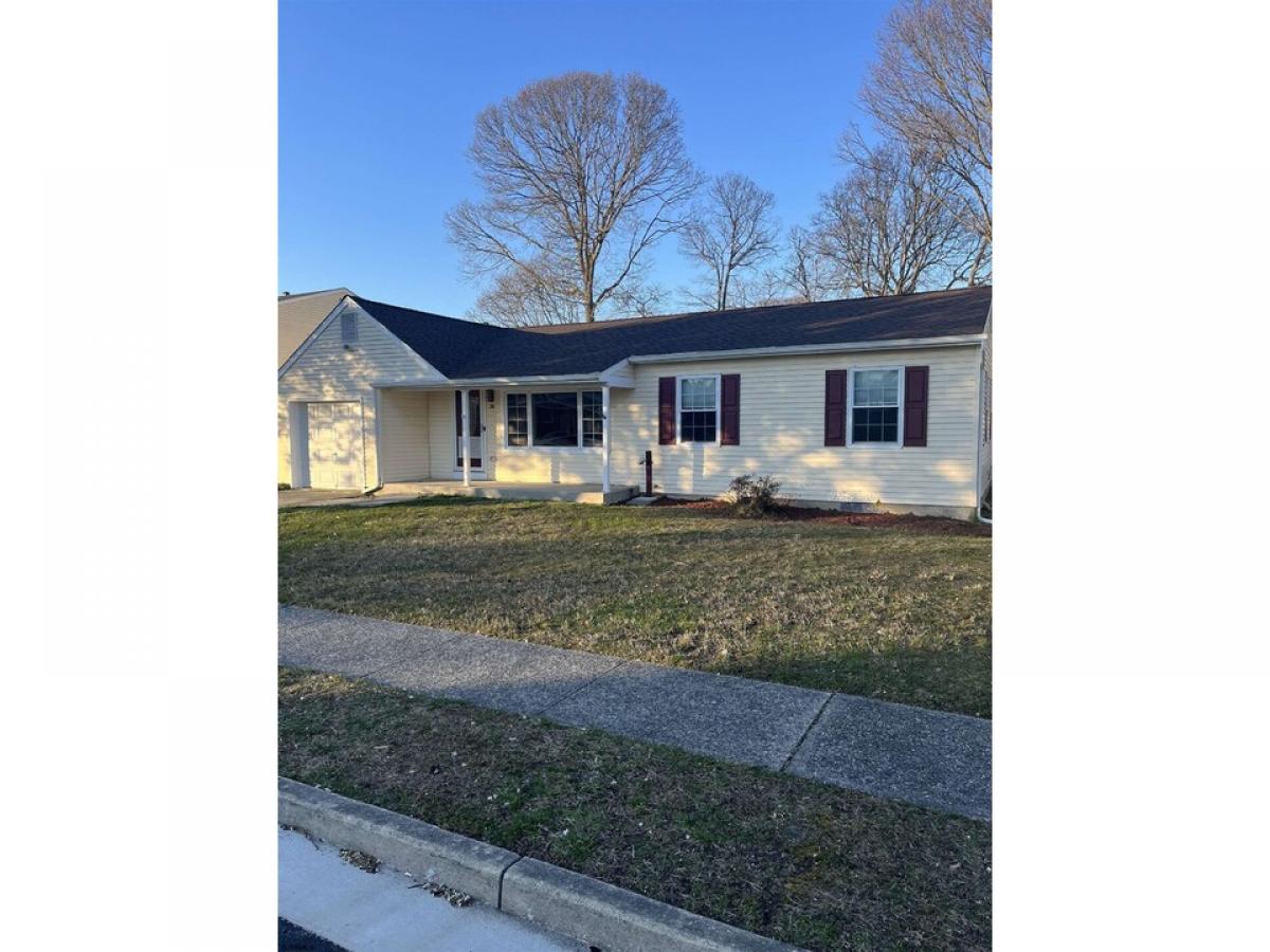 Picture of Home For Sale in Somers Point, New Jersey, United States