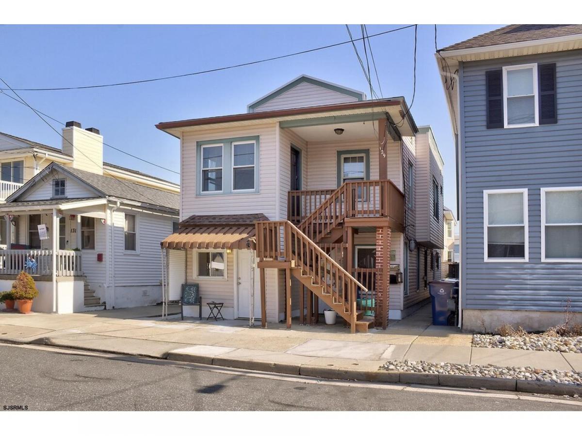 Picture of Multi-Family Home For Sale in Ventnor Heights, New Jersey, United States
