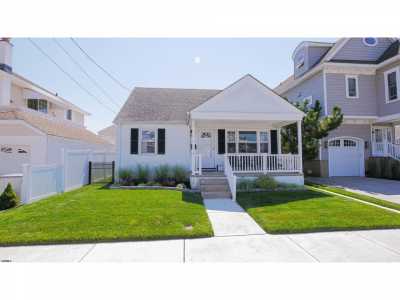 Home For Sale in Longport, New Jersey