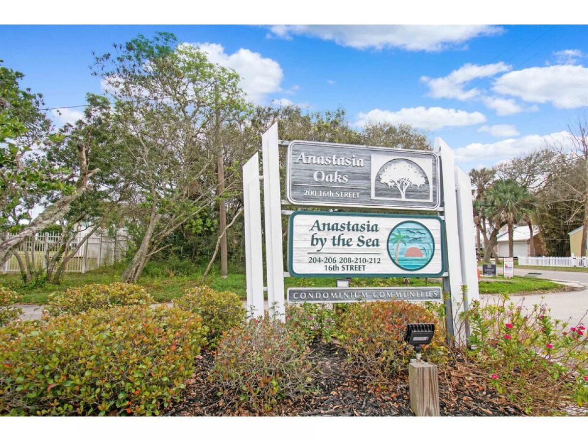 Picture of Home For Sale in Saint Augustine Beach, Florida, United States