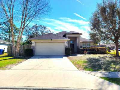 Home For Sale in Elkton, Florida