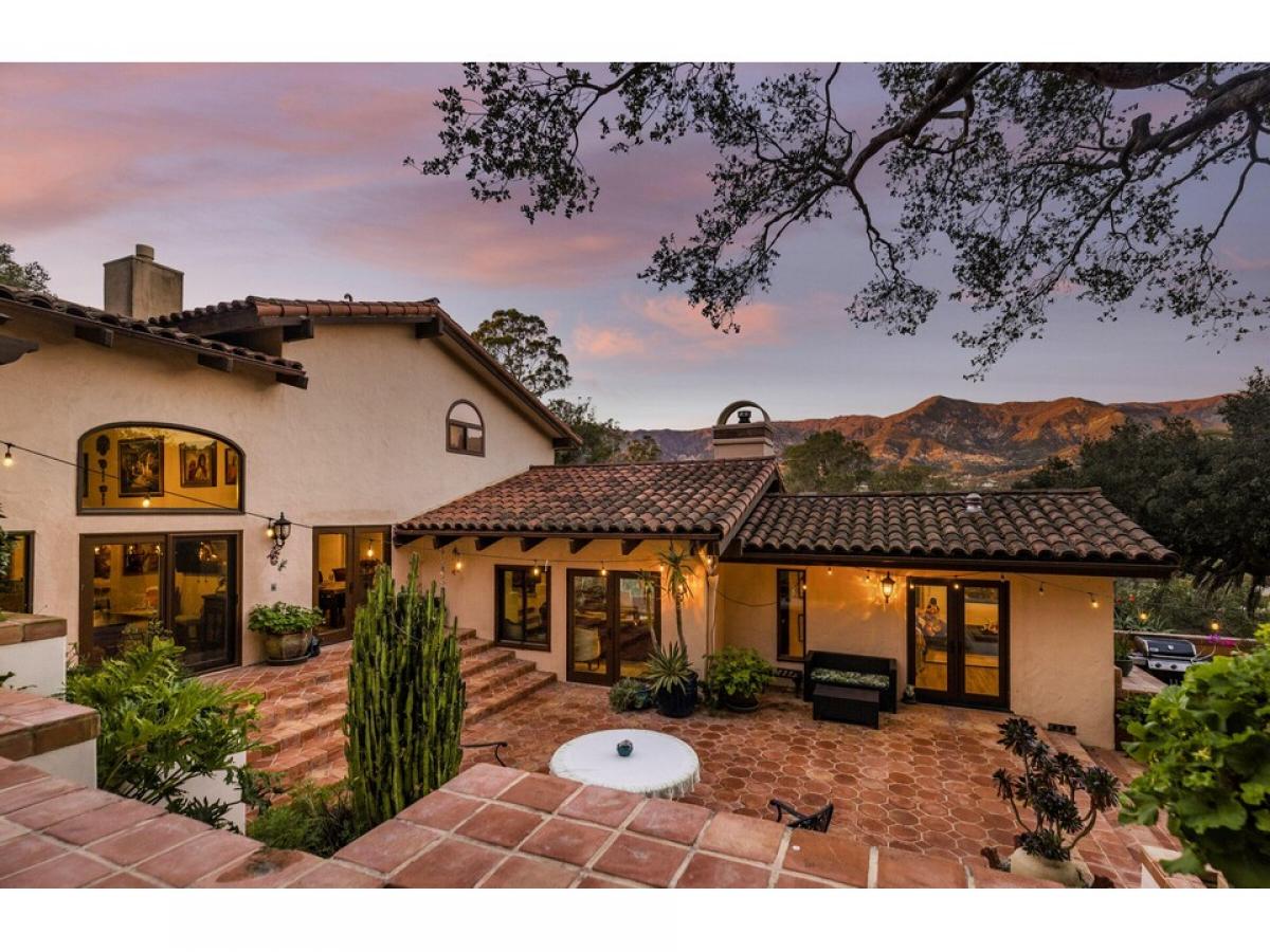 Picture of Home For Sale in Santa Barbara, California, United States