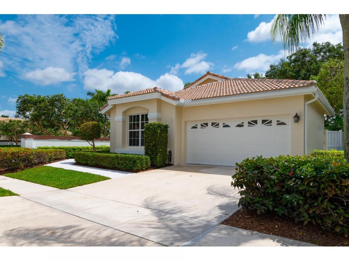 Picture of Home For Sale in West Palm Beach, Florida, United States