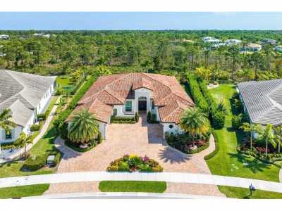 Home For Sale in Jupiter, Florida
