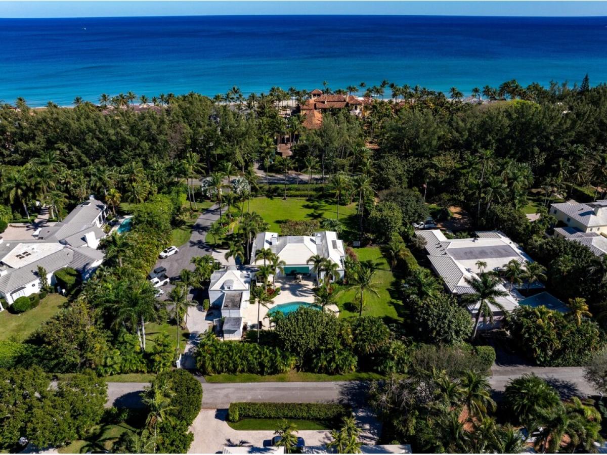 Picture of Home For Sale in Gulf Stream, Florida, United States