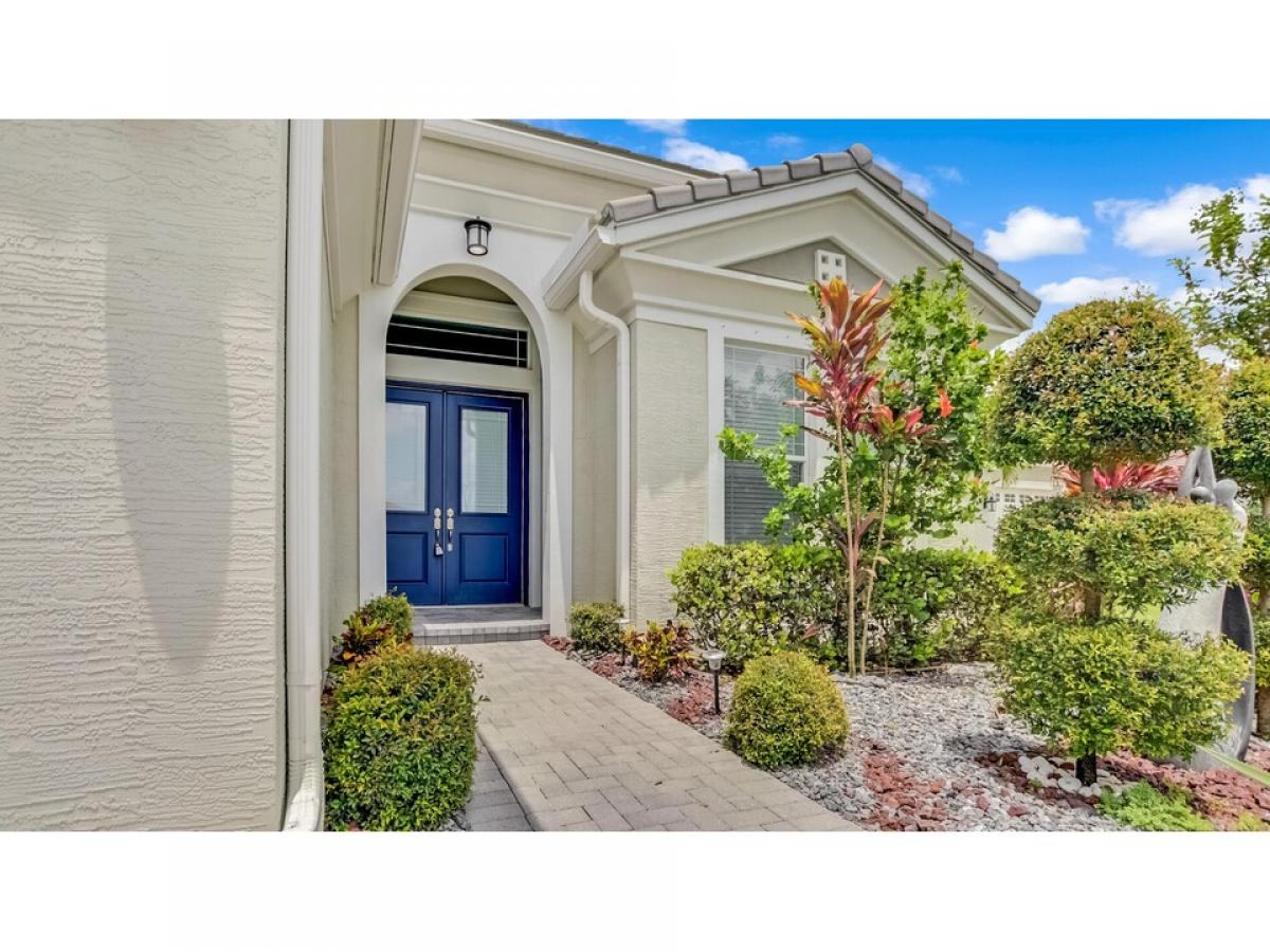 Picture of Home For Sale in Westlake, Florida, United States