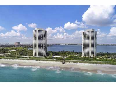 Home For Sale in Singer Island, Florida
