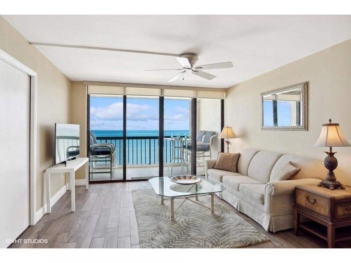 Picture of Home For Sale in Jensen Beach, Florida, United States
