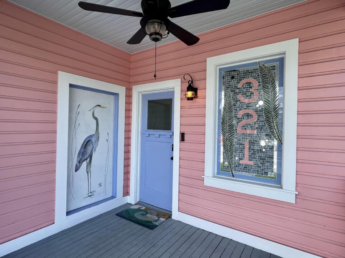 Picture of Home For Sale in Lake Worth Beach, Florida, United States