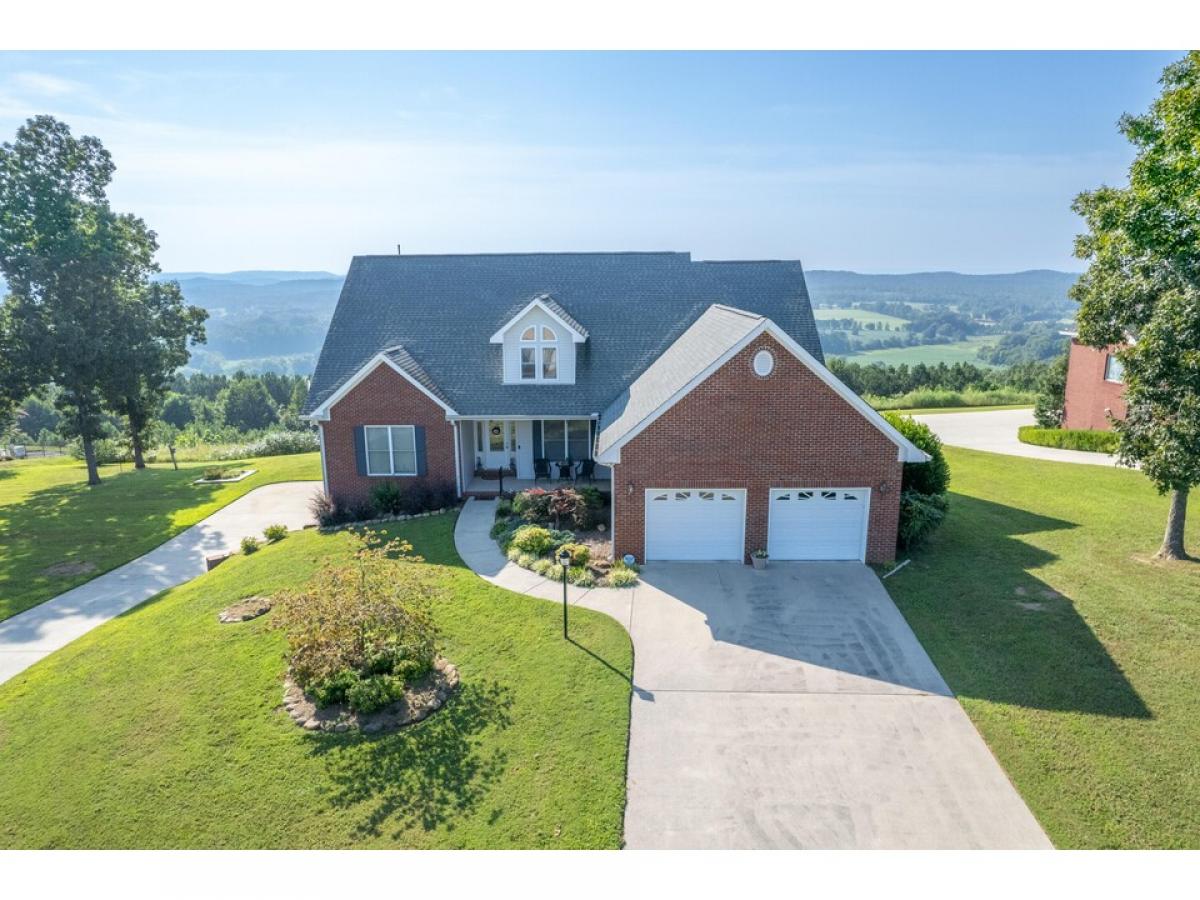 Picture of Home For Sale in Cleveland, Tennessee, United States