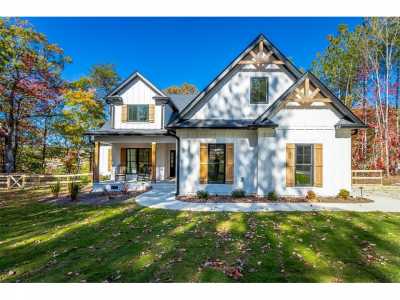 Home For Sale in Jasper, Tennessee