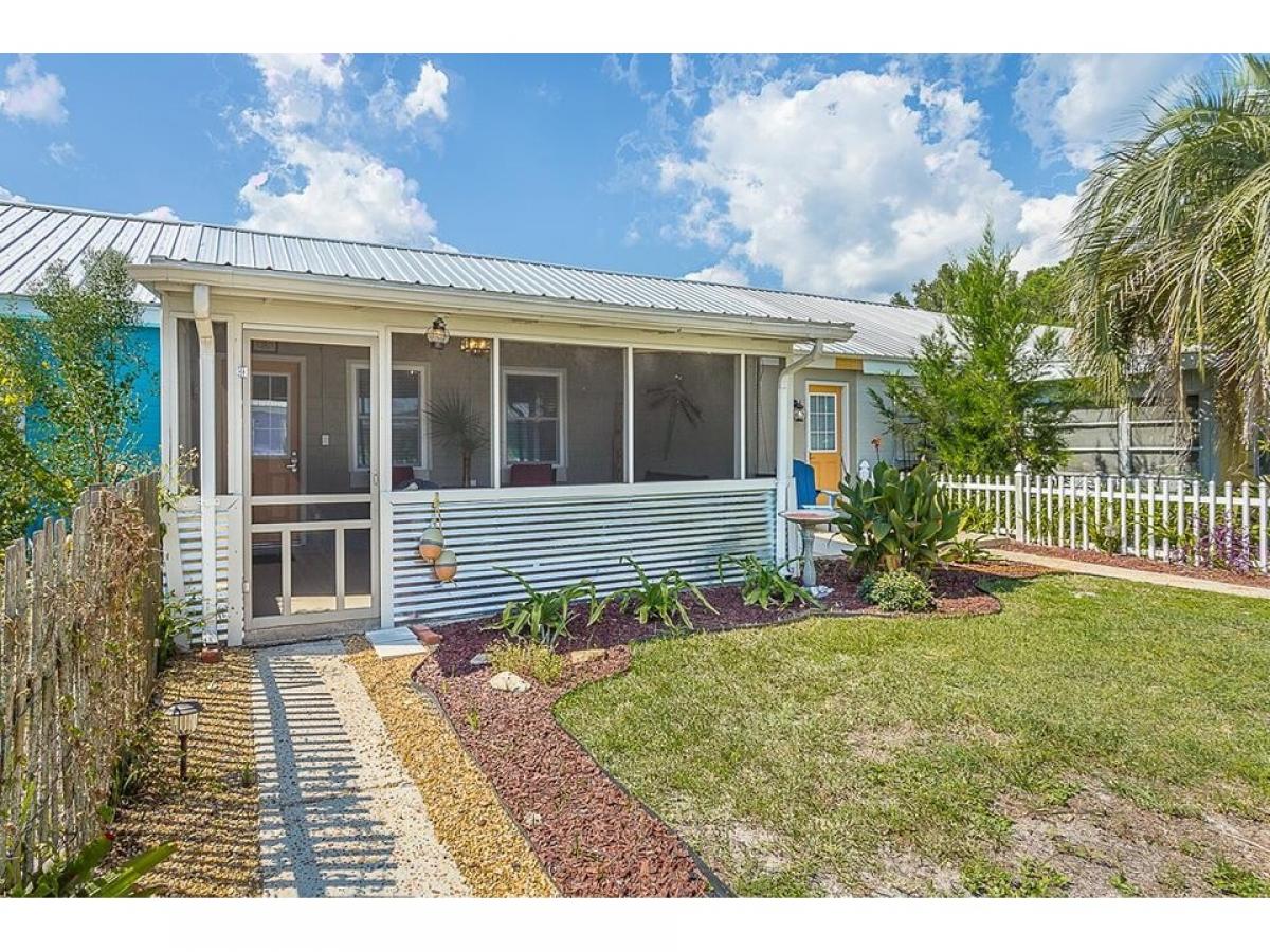 Picture of Home For Sale in Carrabelle, Florida, United States