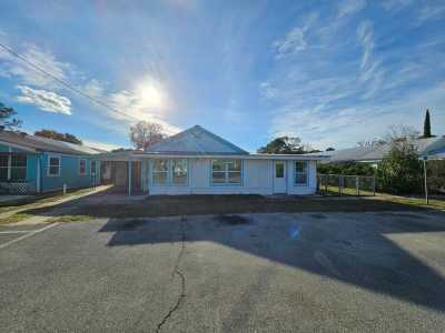 Home For Sale in Lanark Village, Florida