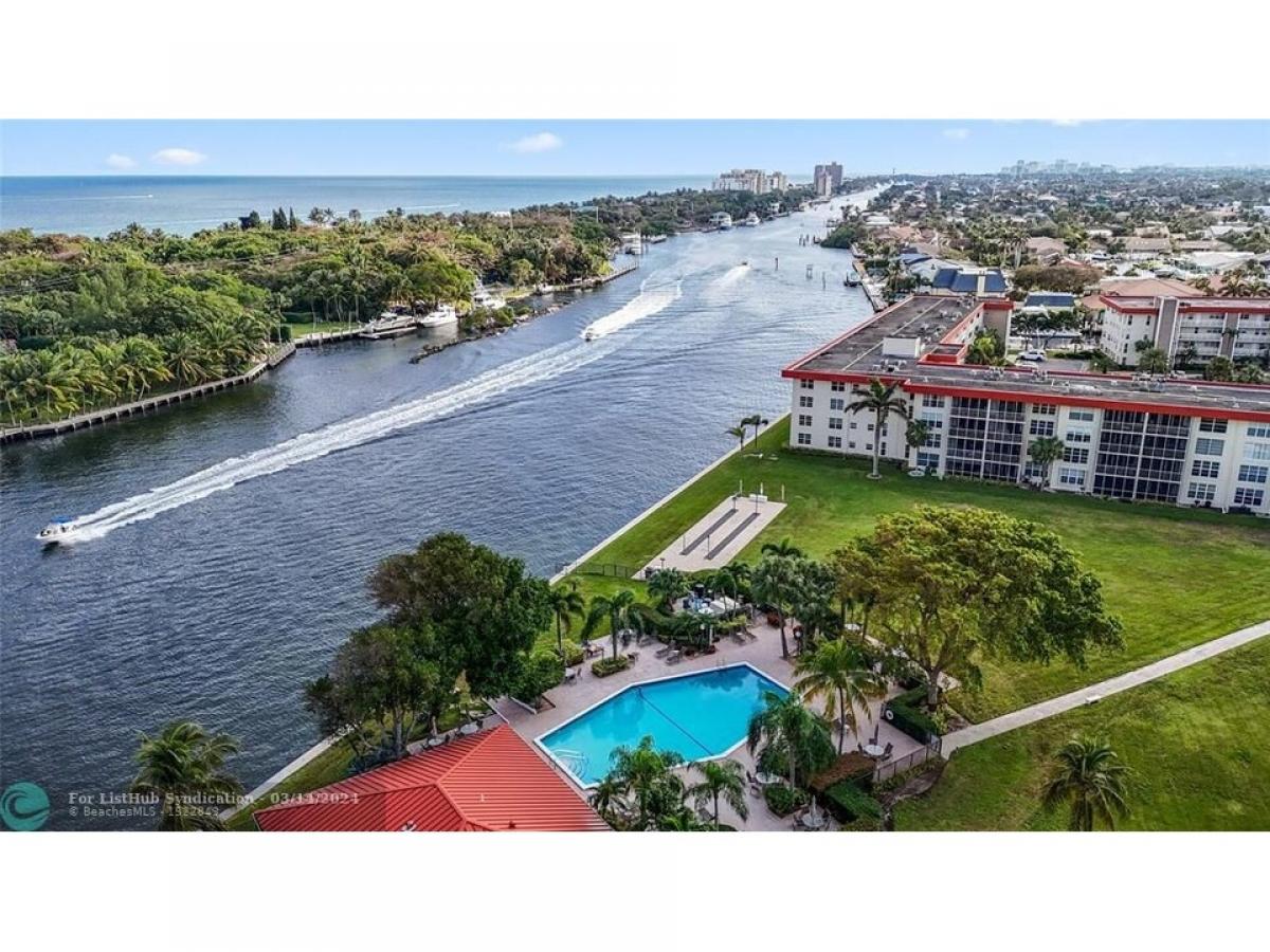 Picture of Home For Sale in Lighthouse Point, Florida, United States