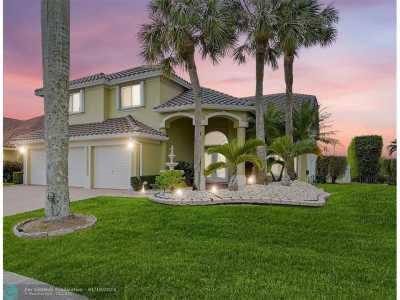 Home For Sale in Boca Raton, Florida