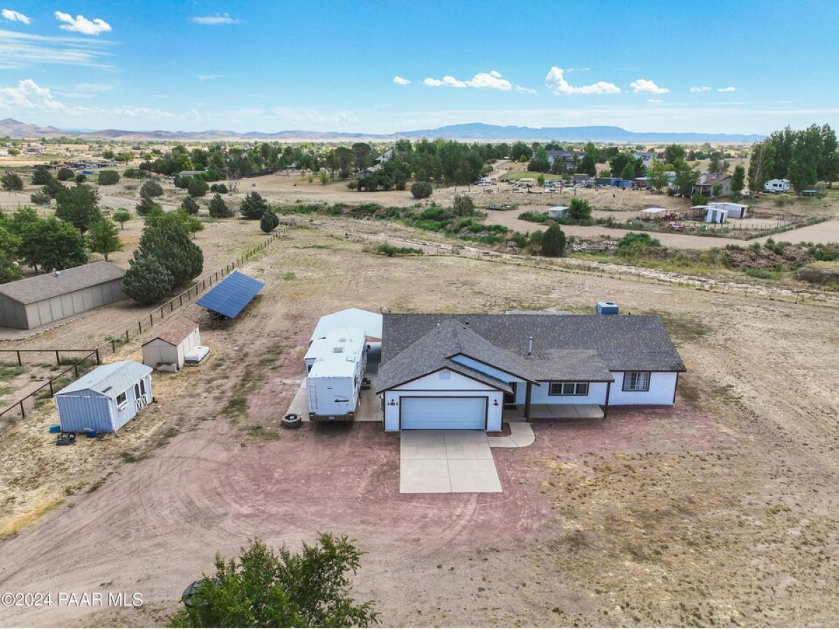 Picture of Home For Sale in Chino Valley, Arizona, United States