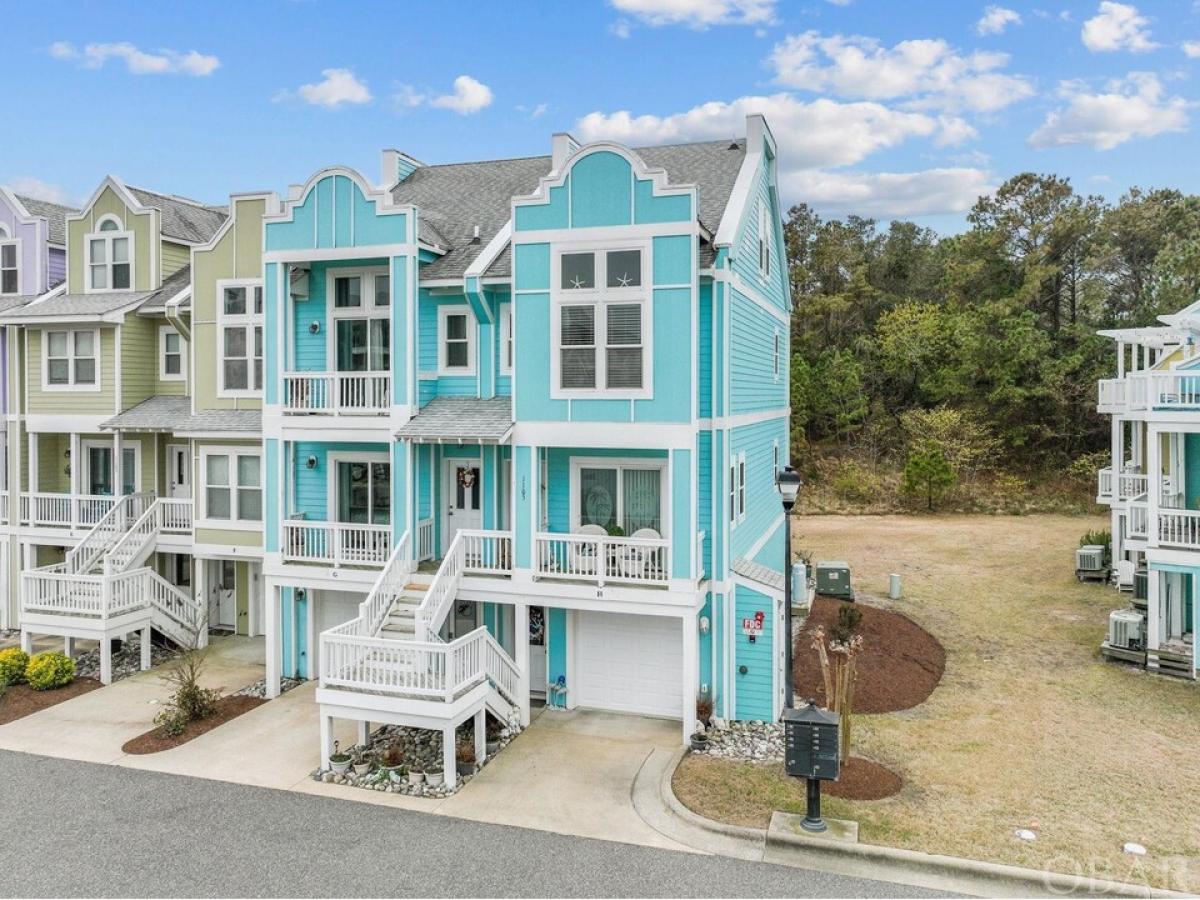 Picture of Home For Sale in Kill Devil Hills, North Carolina, United States