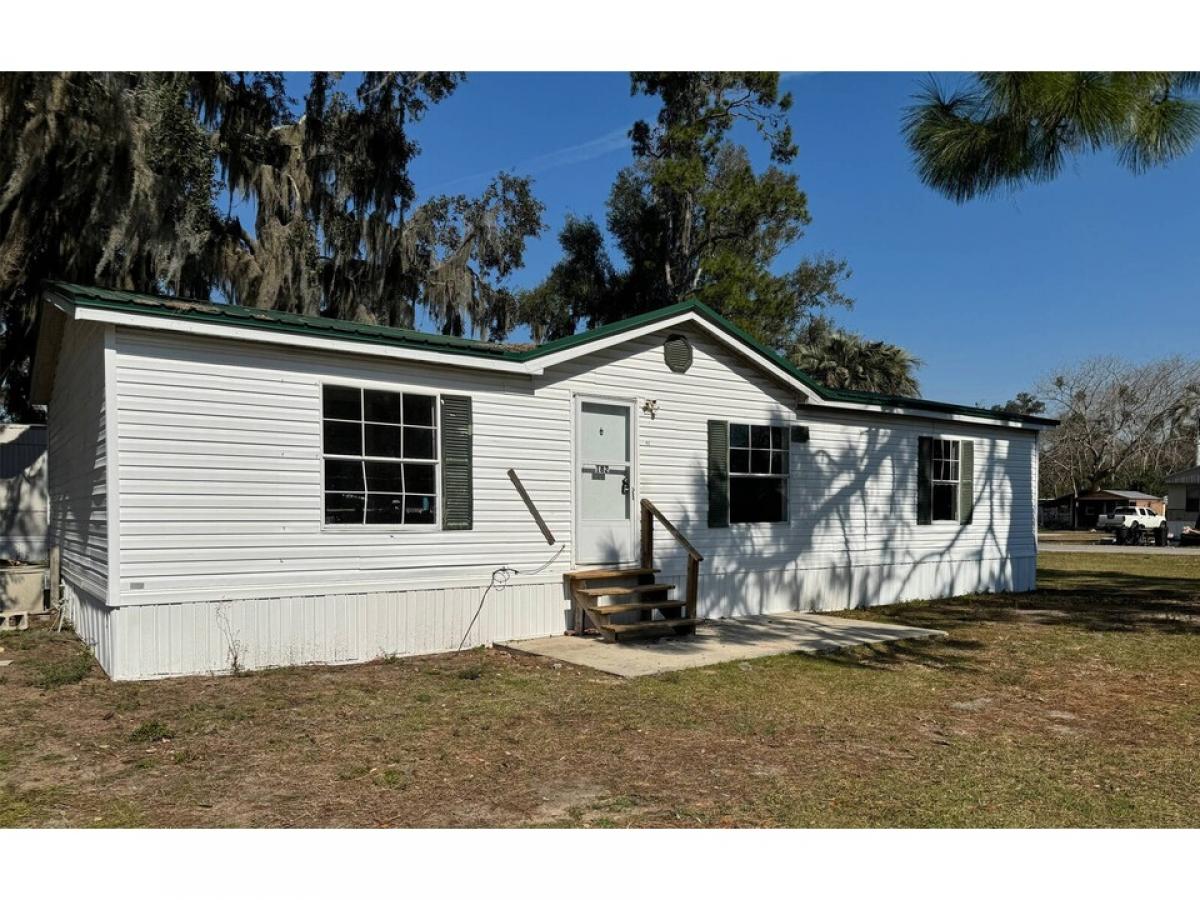 Picture of Home For Sale in Lake City, Florida, United States
