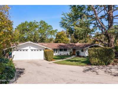 Home For Sale in Solvang, California