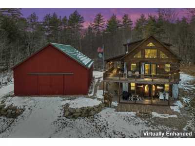 Home For Sale in Brookfield, New Hampshire
