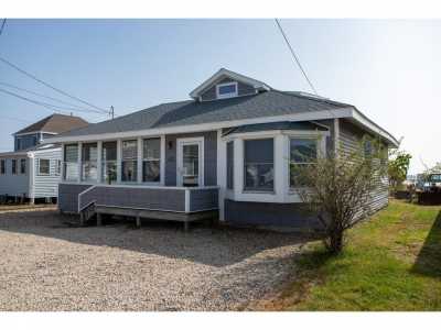Home For Sale in Hampton, New Hampshire