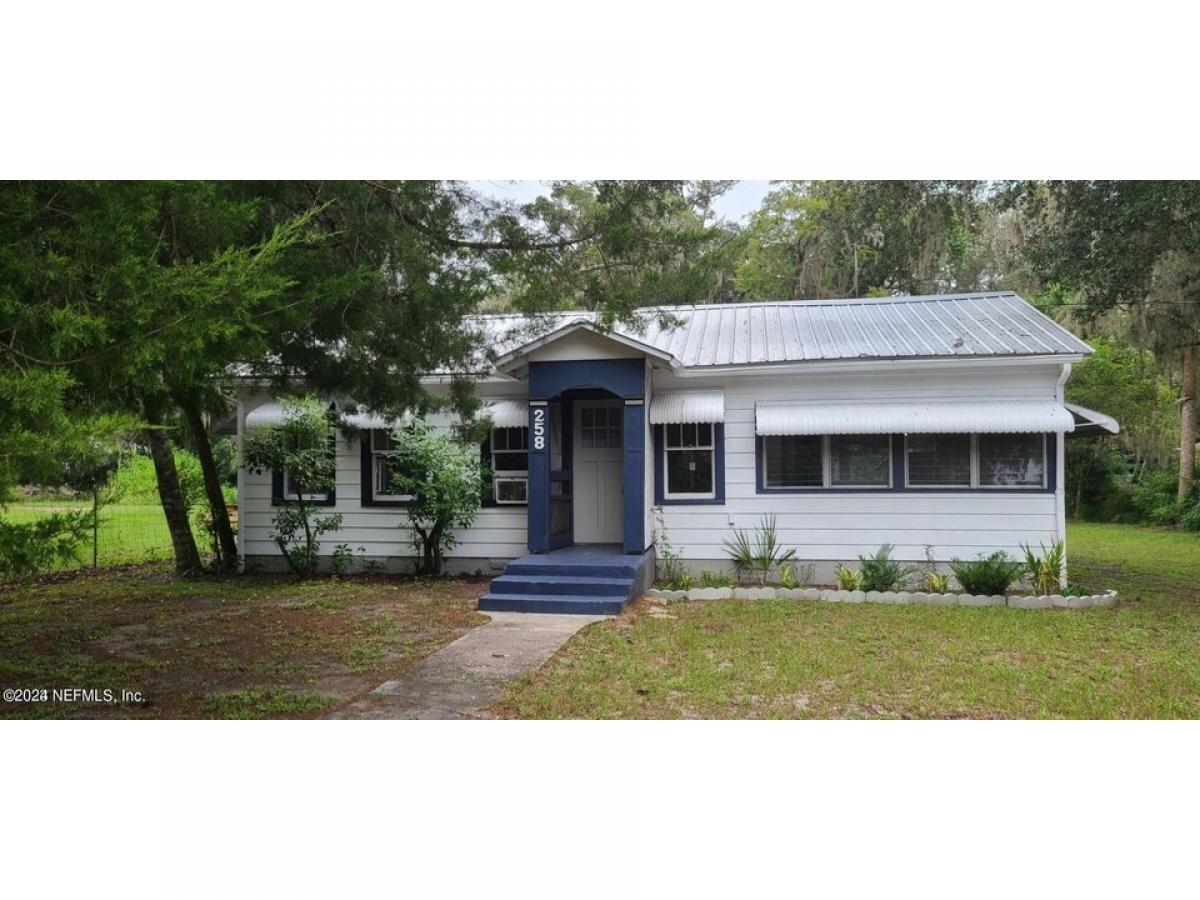 Picture of Home For Sale in Crescent City, Florida, United States