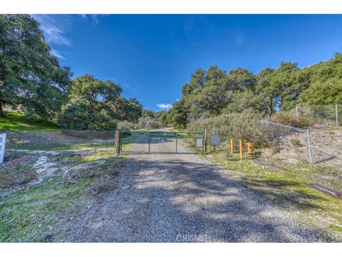 Picture of Home For Sale in Canyon Country, California, United States