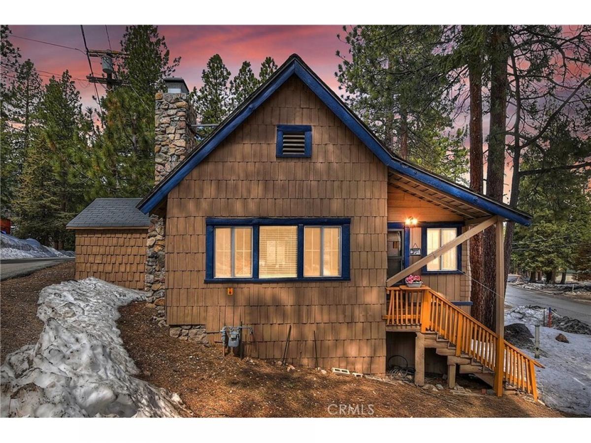 Picture of Home For Sale in Big Bear, California, United States