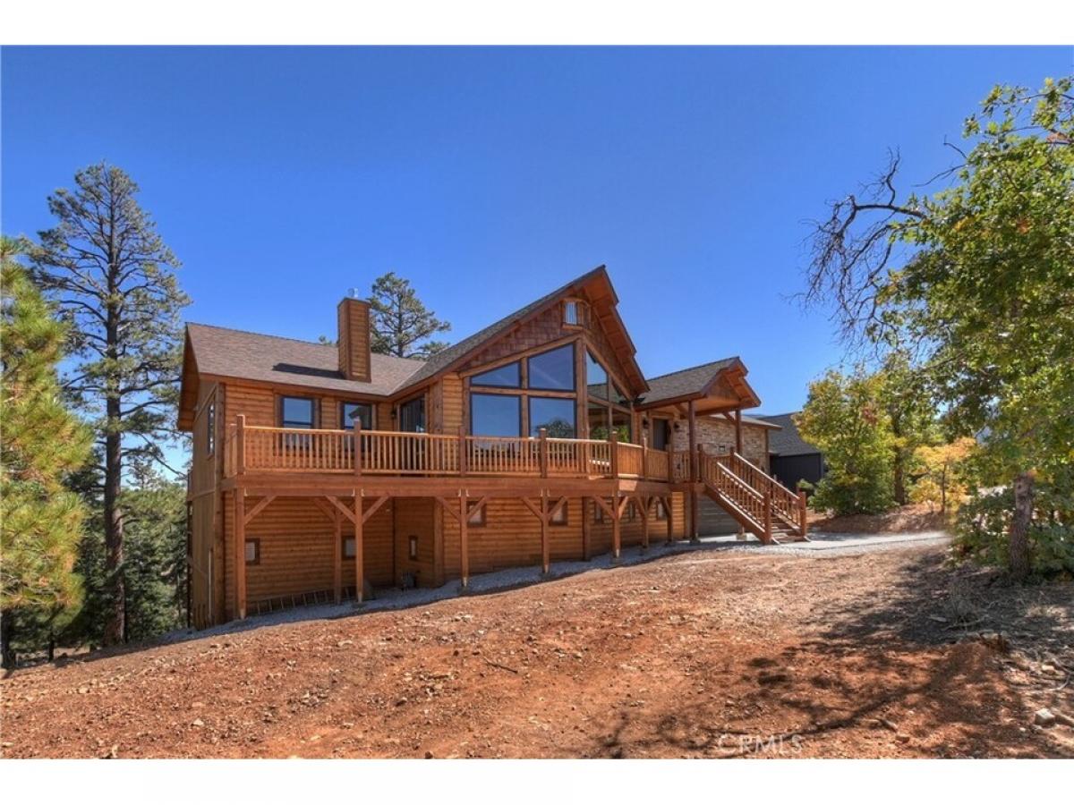Picture of Home For Sale in Big Bear, California, United States