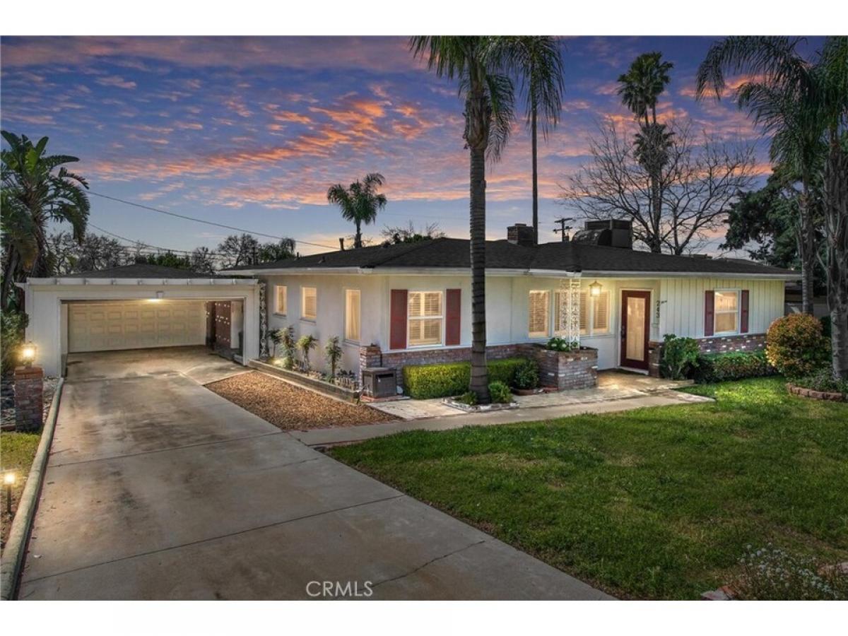 Picture of Home For Sale in San Bernardino, California, United States