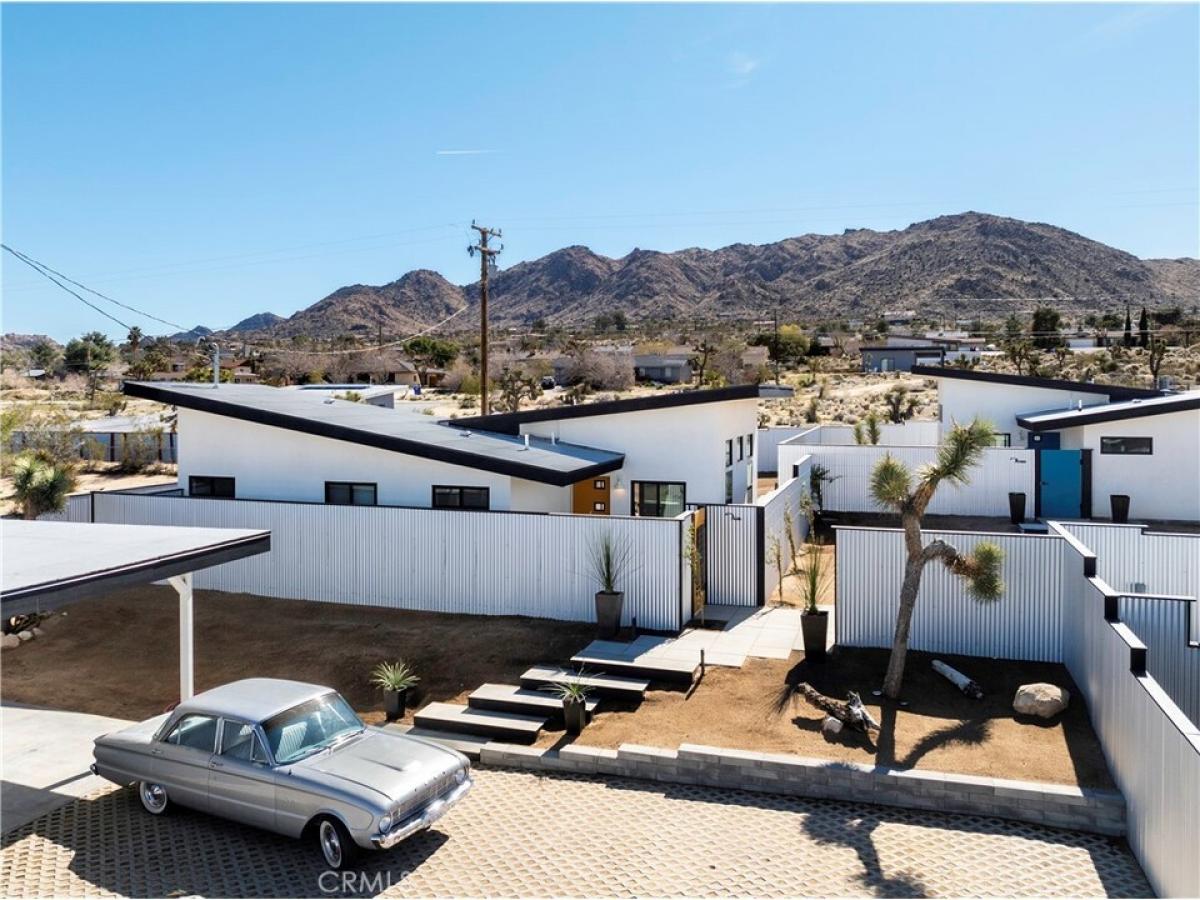 Picture of Home For Sale in Joshua Tree, California, United States