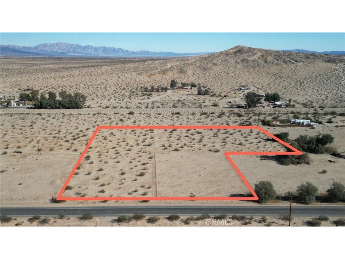 Picture of Home For Sale in 29 Palms, California, United States