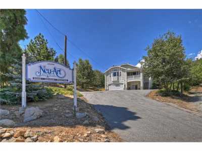 Commercial Building For Sale in Rimforest, California