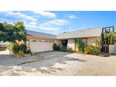Home For Sale in Westminster, California