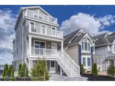 Home For Sale in Seaside Heights, New Jersey