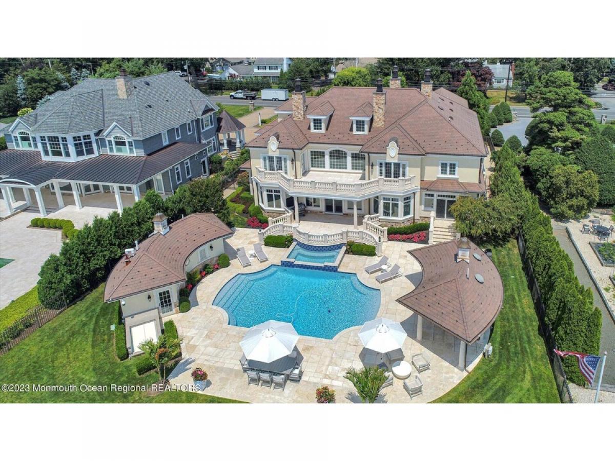 Picture of Home For Sale in Brick, New Jersey, United States