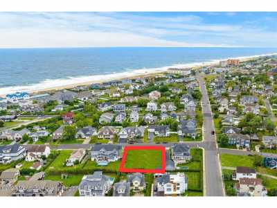 Home For Sale in Monmouth Beach, New Jersey
