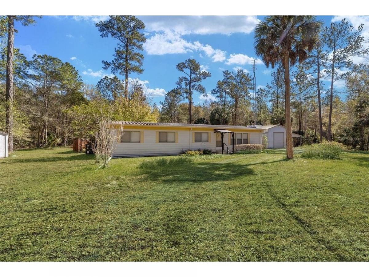Picture of Home For Sale in Silver Springs, Florida, United States
