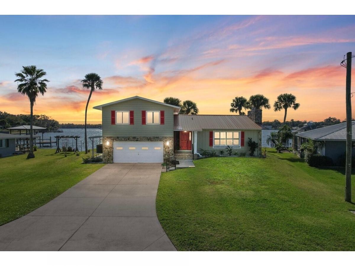 Picture of Home For Sale in Crystal River, Florida, United States