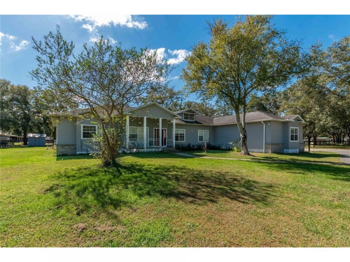 Picture of Home For Sale in Morriston, Florida, United States