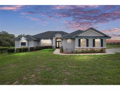 Home For Sale in Wildwood, Florida