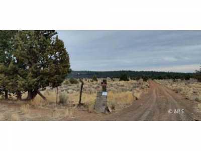 Home For Sale in Newell, California
